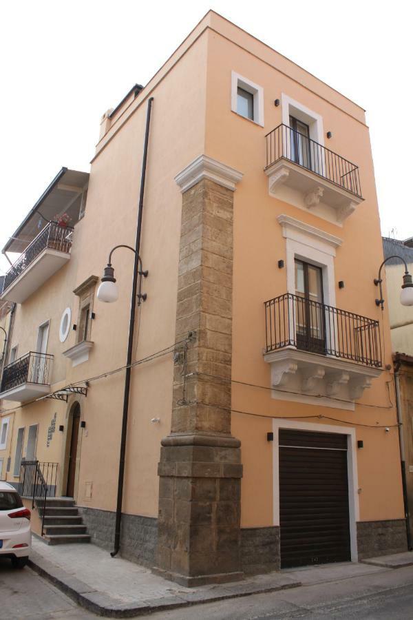 Casa Vacanze A Due Passi Grammichele Exterior photo